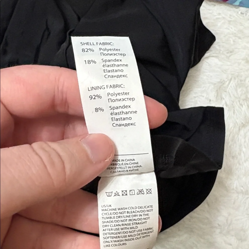 NWT Halcurt Rashguard Swim Set Size XL